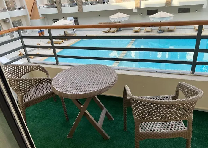 Otel Avenue Alhambra Princess 4*
